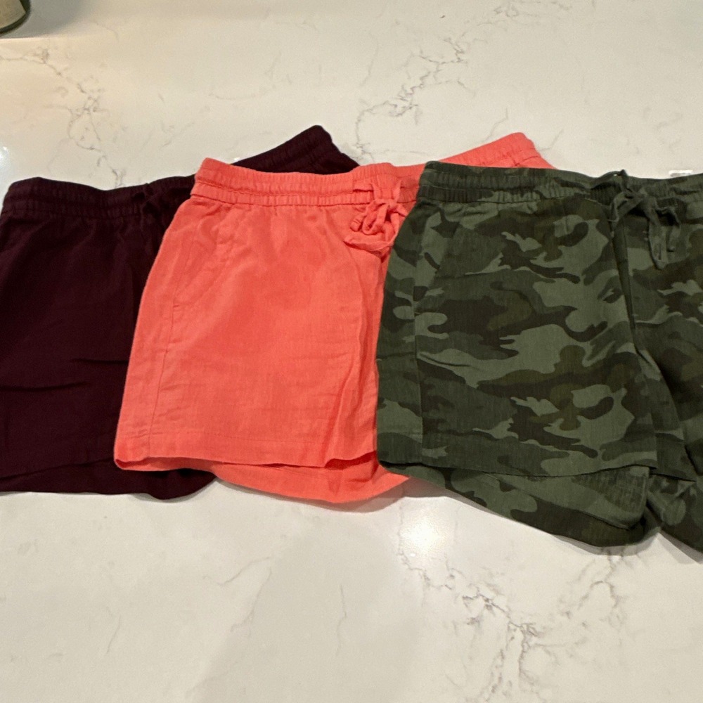 Old Navy Women's Linen Blend Drawstring Shorts Size M Lot of 3 Camo/Colors